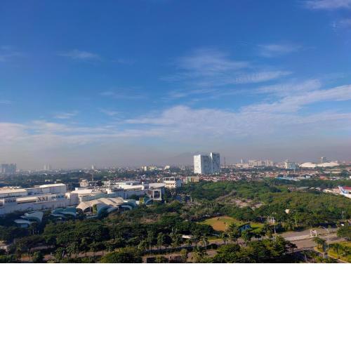 Sunset View Studio Room MDN Free WiFi Full Furnish City and Lake View