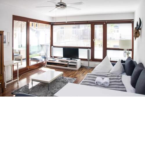 Super comfortable 1 bedroom apartment with terrace by easyBNB