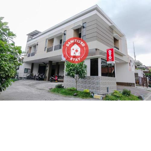Super OYO 1038 Embun Pagi Syariah Residence