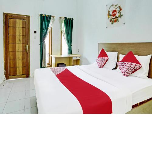 Super OYO 1415 Gelora Guest House
