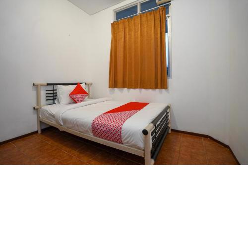Super OYO 1844 Bravo Residence