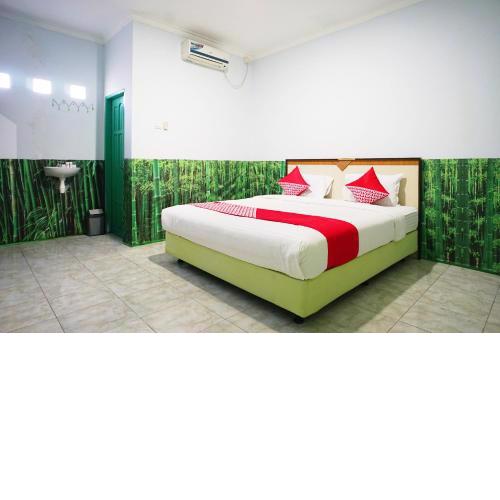 SUPER OYO 754 Nur Aziziah Guest House Syariah