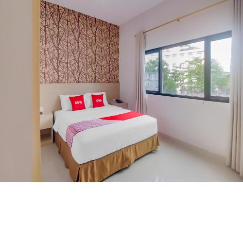 Super OYO 90312 Bahu Bay Hotel