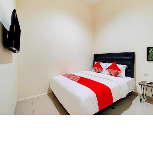 Super OYO 90778 River inn Malioboro