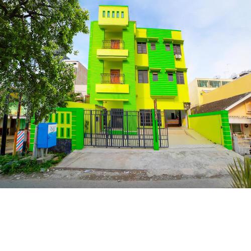 SUPER OYO 91283 Sg Premium Guest House