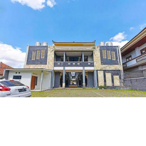 Super OYO 91495 Hotel Indah Residence