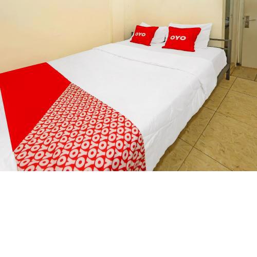 SUPER OYO 92262 Backpacker Homestay Cibubur