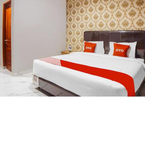 SUPER OYO Capital O 92066 Papakoel Hotel & Cafe