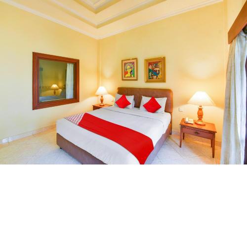 SUPER OYO Townhouse Oak Maxi Hotel Legian
