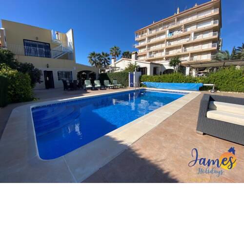 Superb 3 bed Villa pool/beachside Punta Prima PP22