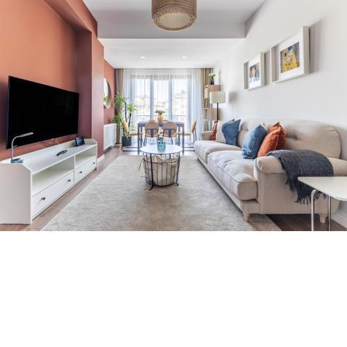 Superb Duplex Flat With Terrace in Umraniye