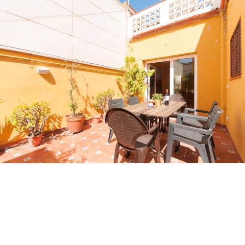 SUPERB LARGE FAMILY HOME with PATIOS and BBQ IN CANET DE MAR Ref MRHAX