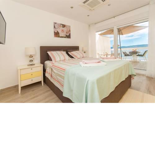 Superb Villa in Pisak