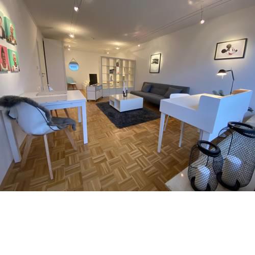 Surland Apartments, Wohnung 7
