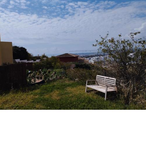 SWEET FAMILY HOME HIGUERON