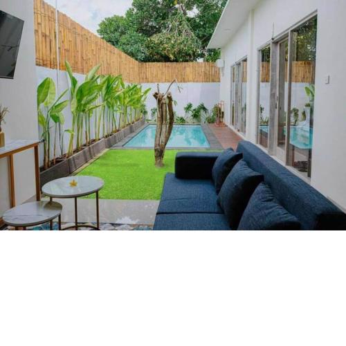 Sweet Little Villa