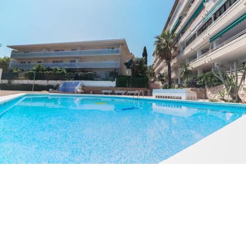 SweetMemories CapSalou Apartamento completo, con piscina comunitaria y bonitas vistas Está Cerca de la playa de Port Aventura y de Ferrari Land