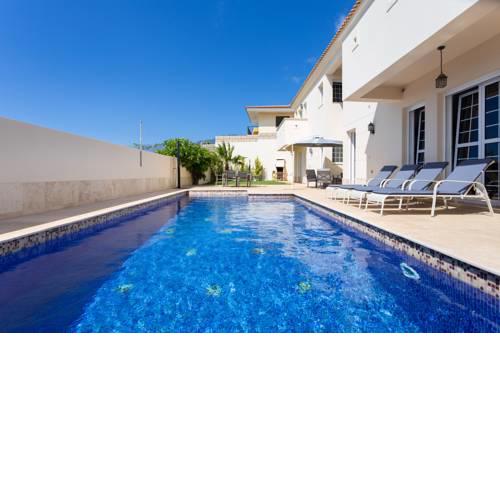 Tabaiba Luxury Villa with pool