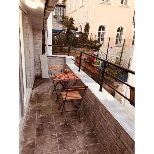 Taksim Centrally Located Flat 19