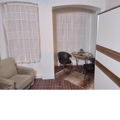 Taksim Suite and House