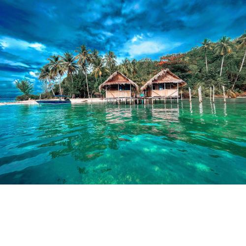 Tamaku bungalow prifat island raja ampat