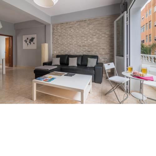 Tamarán, big spacious trendy apartment at Las Canteras Beach, sol, mar, arena, surf
