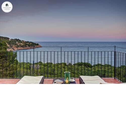Tamariu Apartment Sleeps 6 Pool WiFi