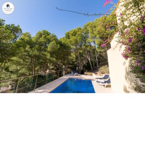 Tamariu Villa Sleeps 5 Pool