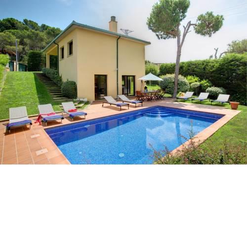 Tamariu Villa Sleeps 8