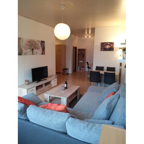 Tante Emma-Apartment, Wohngefühl wie Zuhause plus Vorteile eines Hotels, PB-Zentrum, 600m zum Hbf