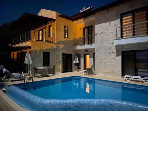 Tarihin için’de enfes villa