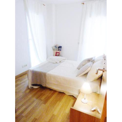 tarragonaapartments arrabassada beach