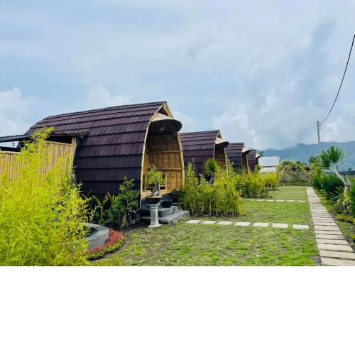 Tegal Bamboo cottages & private hot spring