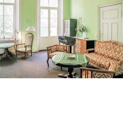 Ten-Bedroom Holiday Home in Ribnitz Damgarten