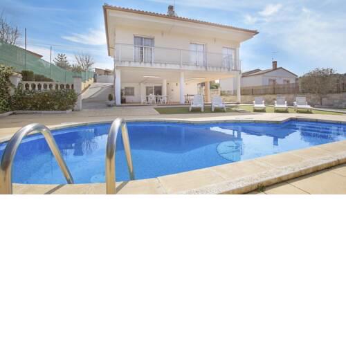Terrafortuna Villa Sleeps 10 with Pool