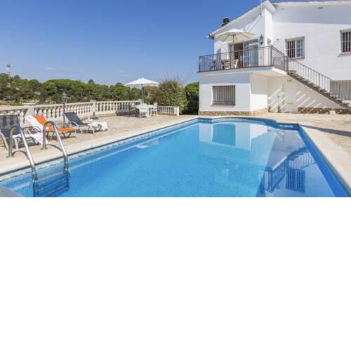 Terrafortuna Villa Sleeps 5 with Pool