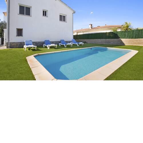 Terrafortuna Villa Sleeps 7 with Pool