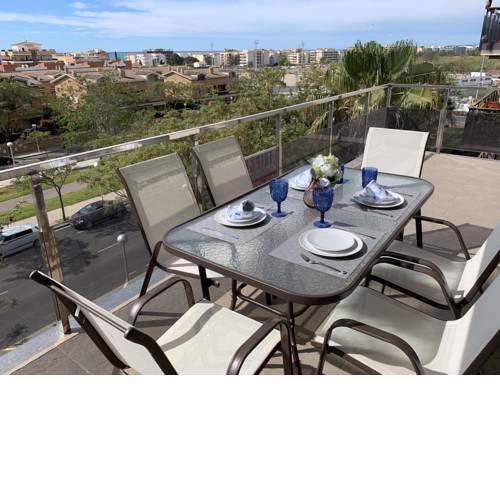 T&H Romana Family Apartment