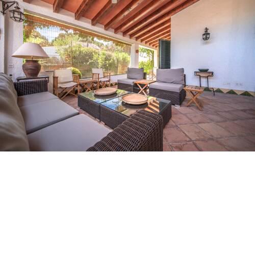 TH129 Villa Marinada