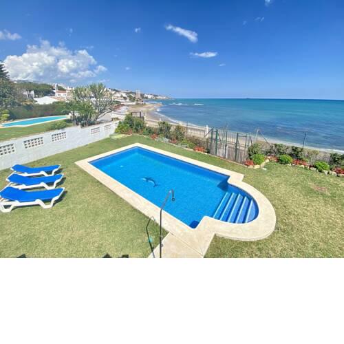 * The Beach Villa * Beach, Pool & BBQ *