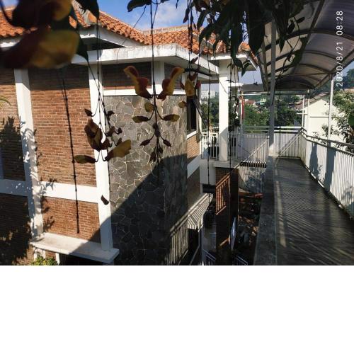 The Bridge Villa Punclut
