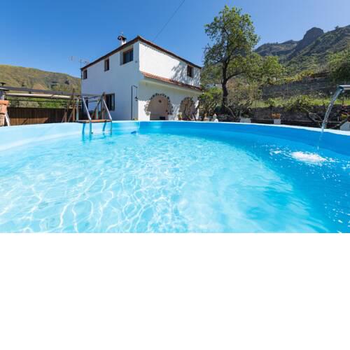 The Corner of Dreams - Rural Villa Pool & Parking