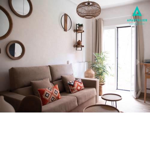 The Cozy Uribarri's Corner by Apartelier