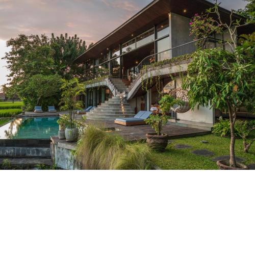 The Flow House