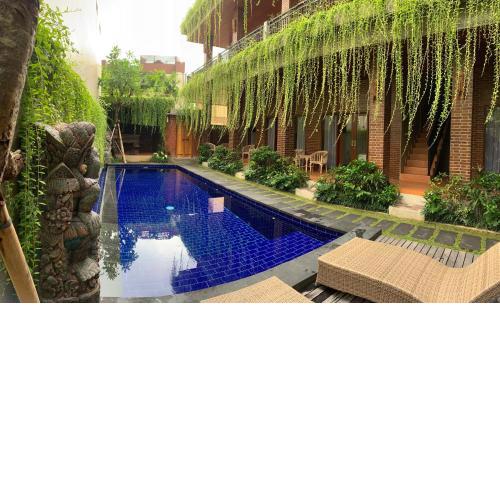 The Ganesha Homestay on Construction
