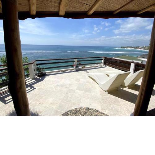 The Hidden Escapes- Stunning 2 Bedroom Villa Directly on Bingin Beach with Ocean & Sunset View