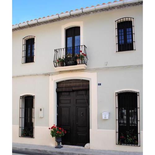 The House @ Tormos
