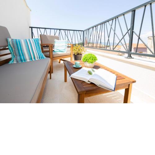 The Jazz Makarska Apartment, Old town located
