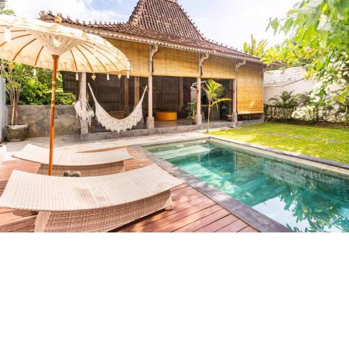 The Junglo 2 BR with private pool Canggu-Pererenan