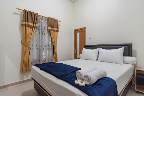 The Lima Guest House Syariah RedPartner